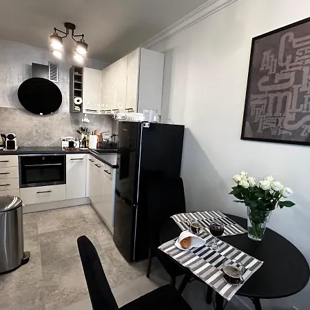 Skyline Cool Space At Chlodna *