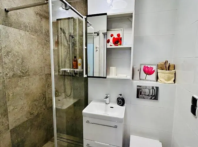 Skyline Cool Space At Chlodna Apartman