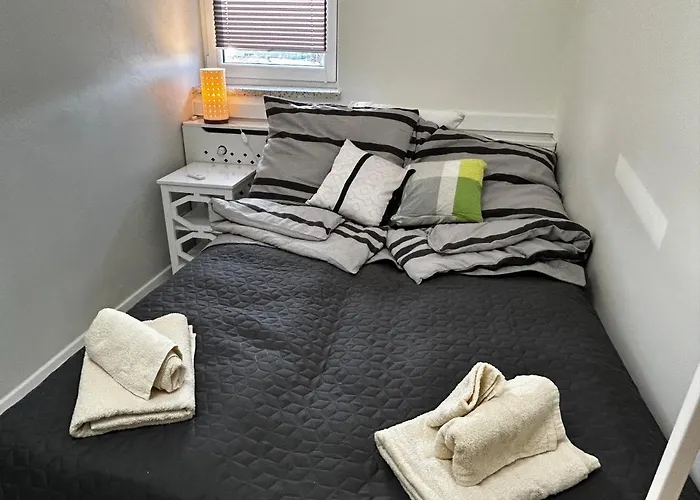 Skyline Cool Space At Chlodna Apartman *