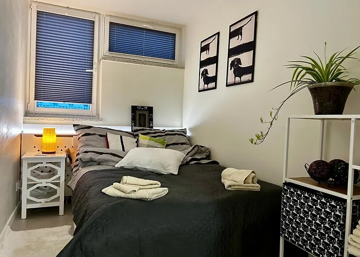 Skyline Cool Space At Chlodna Apartman *