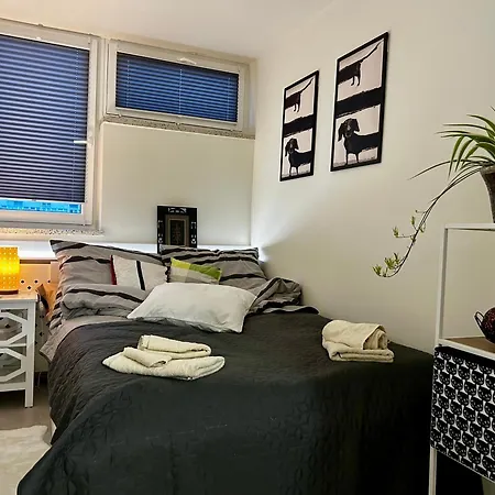 Skyline Cool Space At Chlodna アパート *